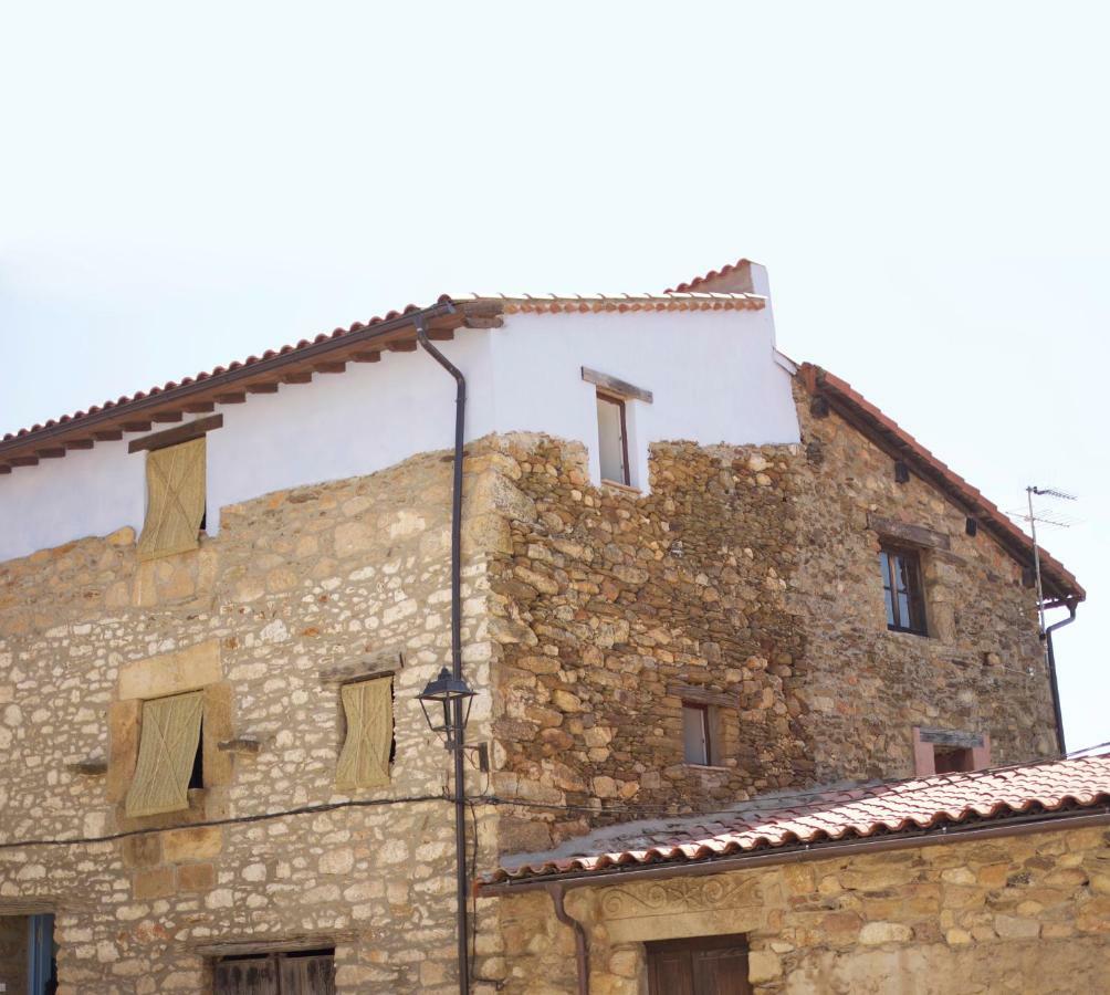 La Grulla Gris Casa de hóspedes Perales del Puerto Exterior foto